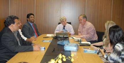 Reunião entre o presidente do Tribunal Regional Eleitoral de Rondônia, desembargador Péricles Mo...